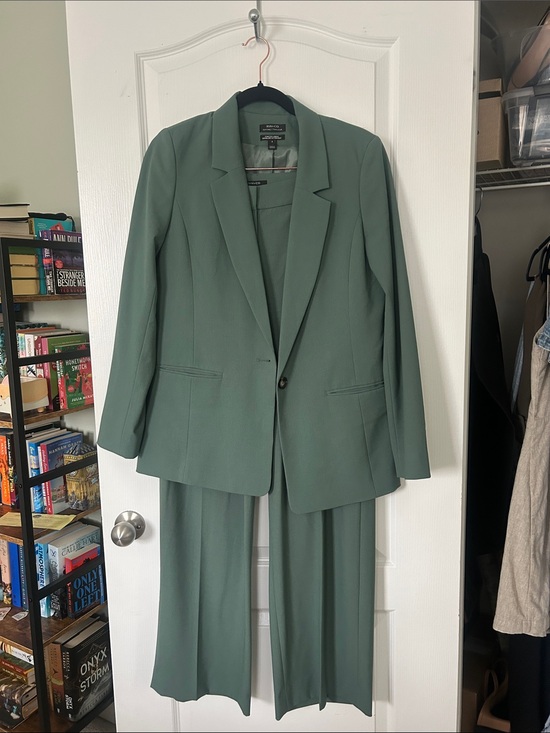 RW&CO. Other - RW&CO. Women's Teal Green Two-Piece Suit - Blazer & Trousers